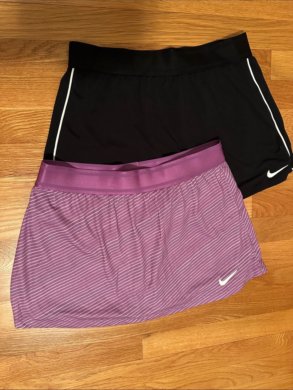 Nike Women’s Black and Purple Striped Athletic Skorts (2-Pack) size medium